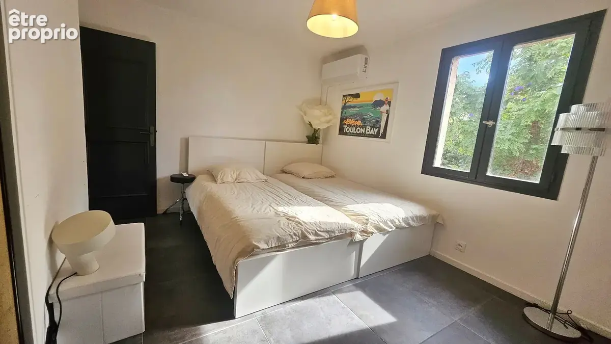 Maison T6 de 115m² sur parcelle de 480m², piscine, stationnement, au calme - photo 6