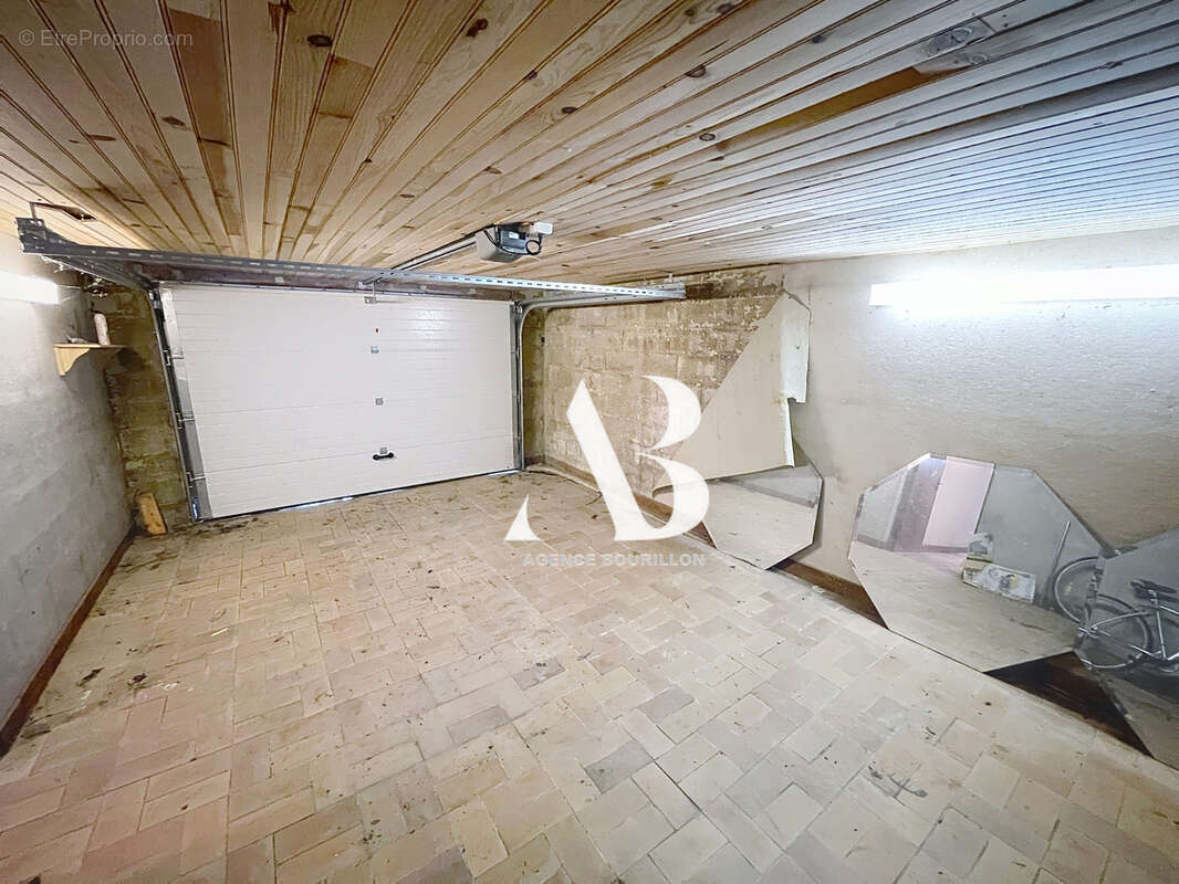 Maison à LE PLESSIS-FEU-AUSSOUX