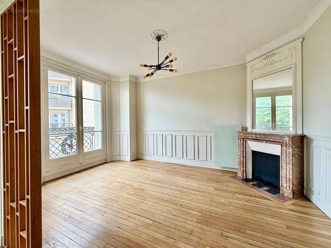 Appartement à BOIS-COLOMBES