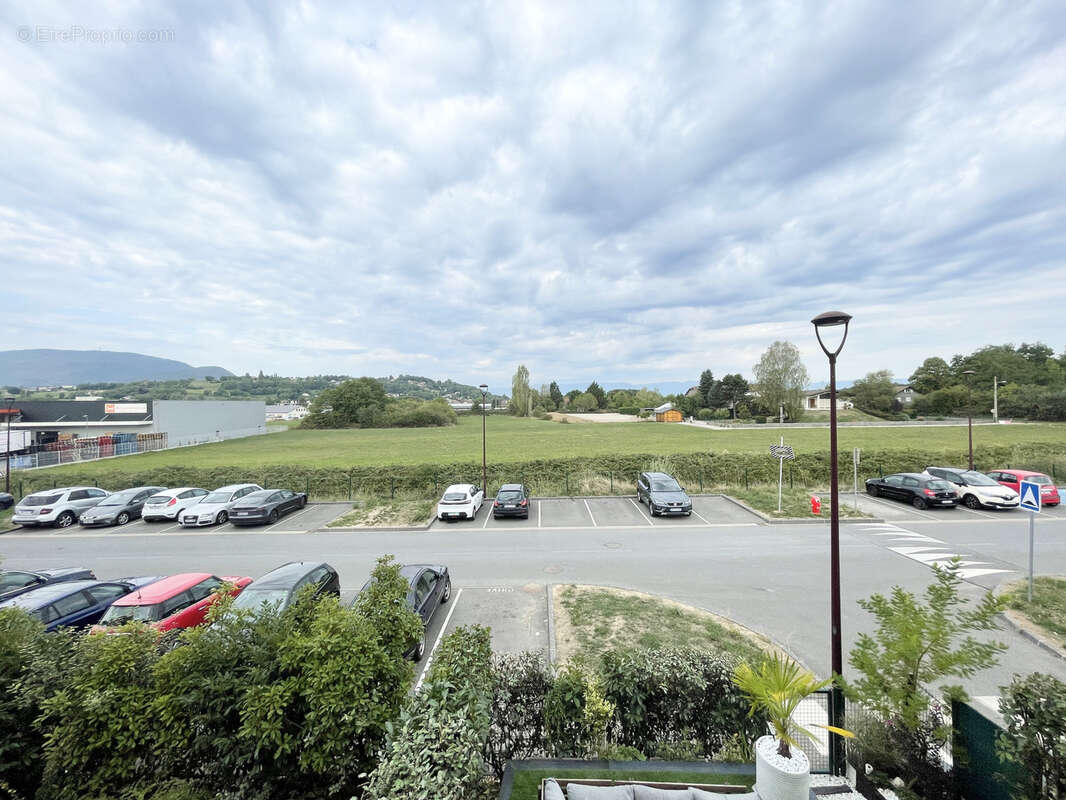 Appartement à CRANVES-SALES