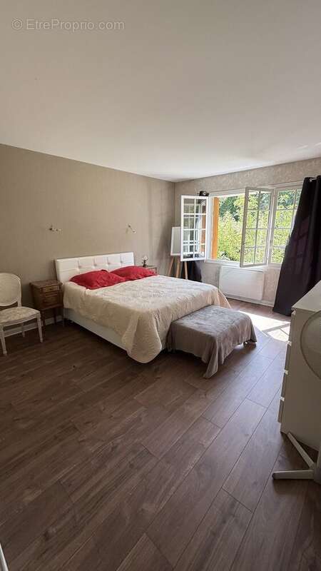 Maison à VILLEDIEU-LE-CHATEAU