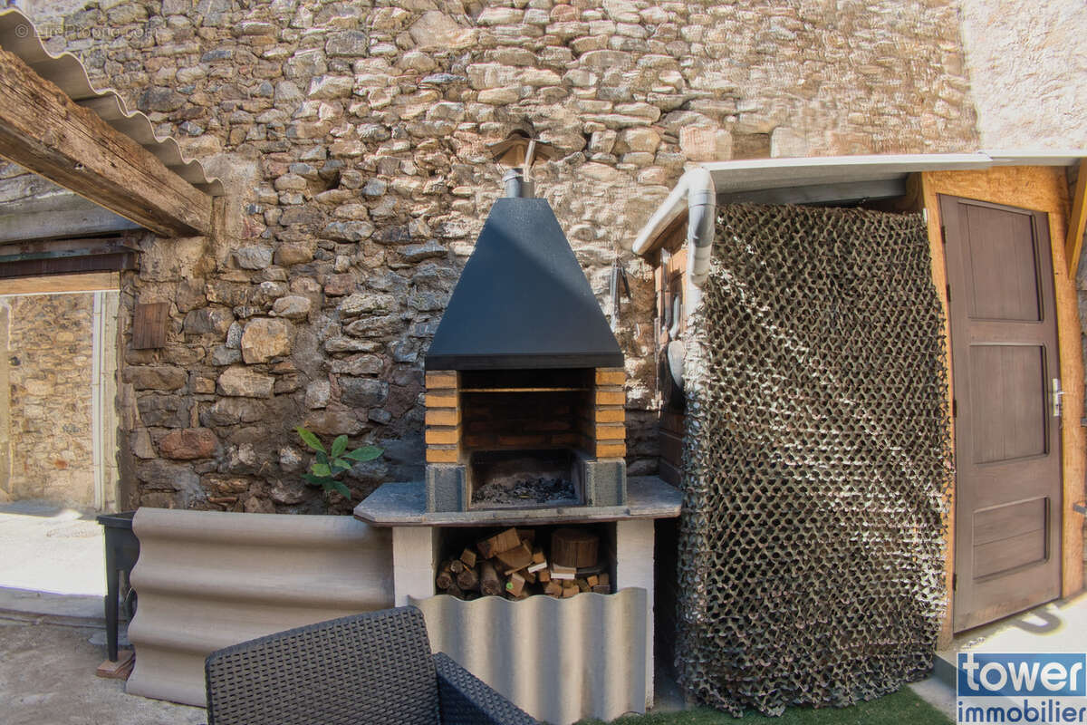 Maison à CASCASTEL-DES-CORBIERES