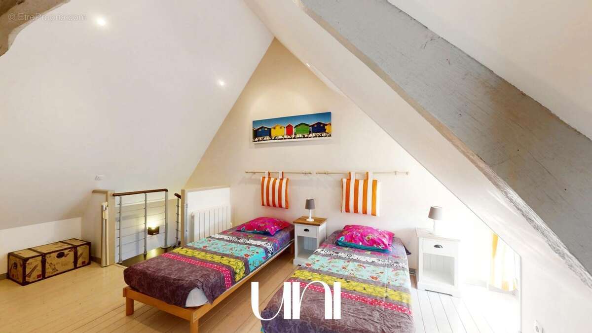 Maison à FONTAINE-HENRY