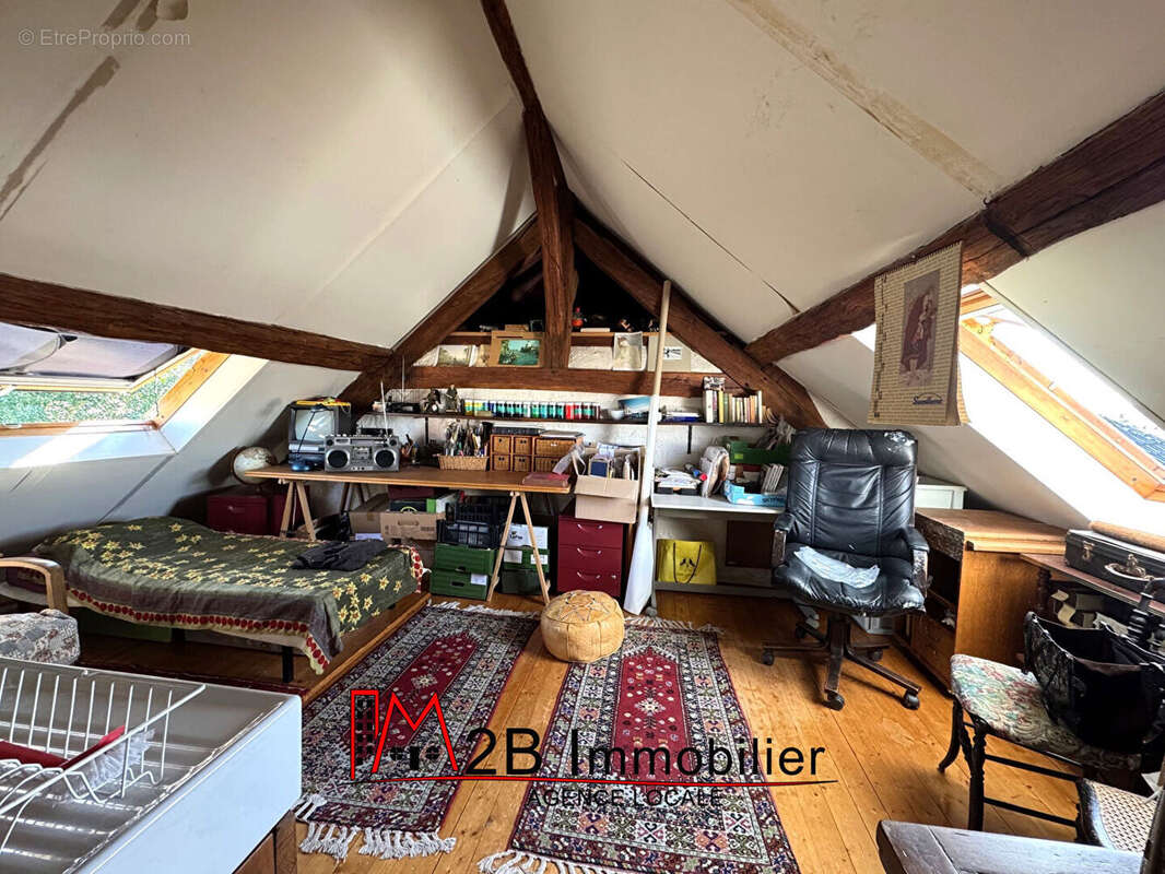 Maison à MONTEVRAIN