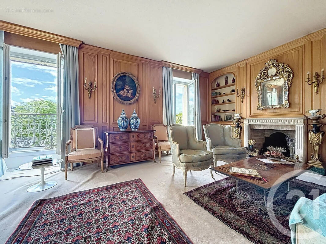 Appartement à PARIS-11E