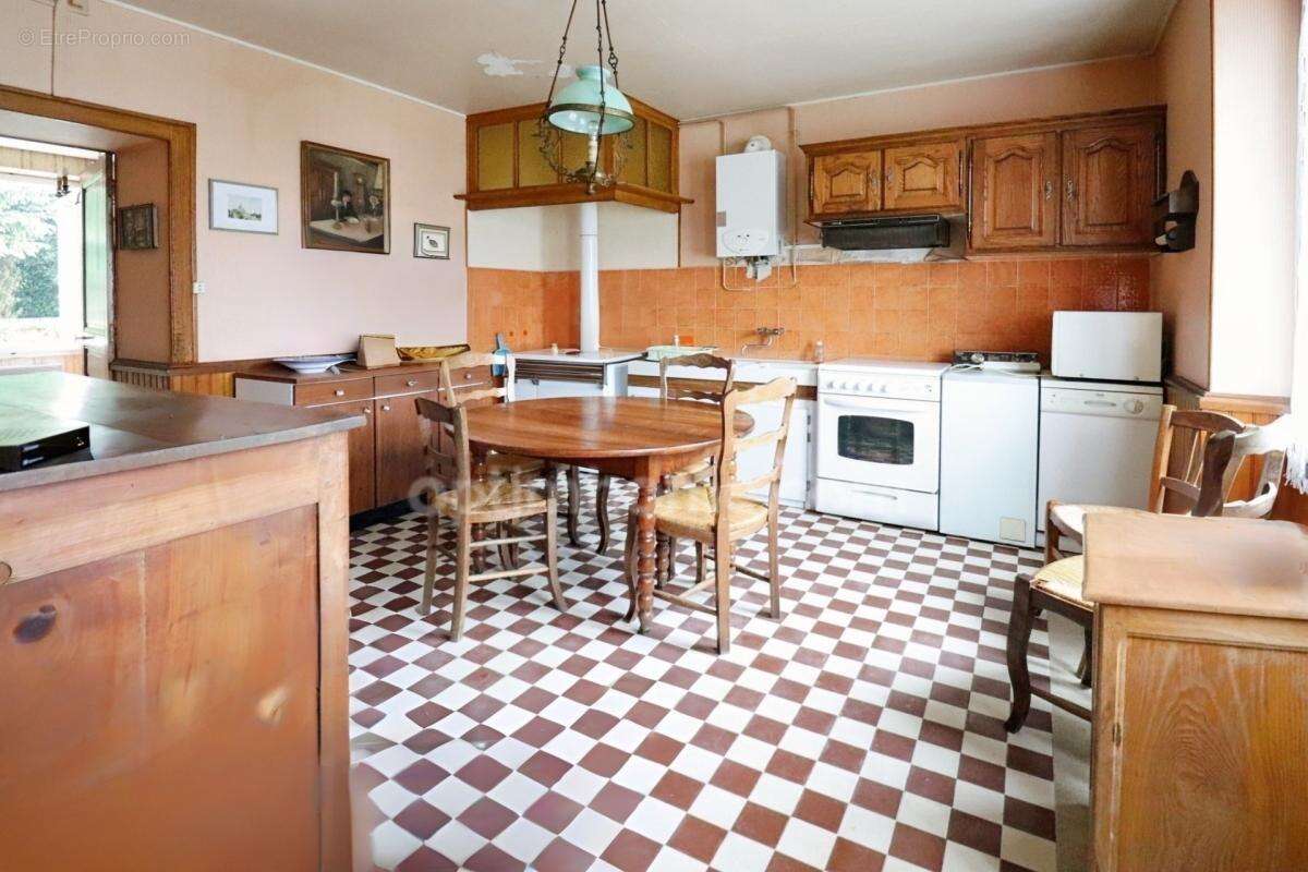 Maison 85 m² - 5 pièces - 3 Chambres - sur terrain de 365 m² - SAINT GEORGES LES LANDES (87) - photo 3