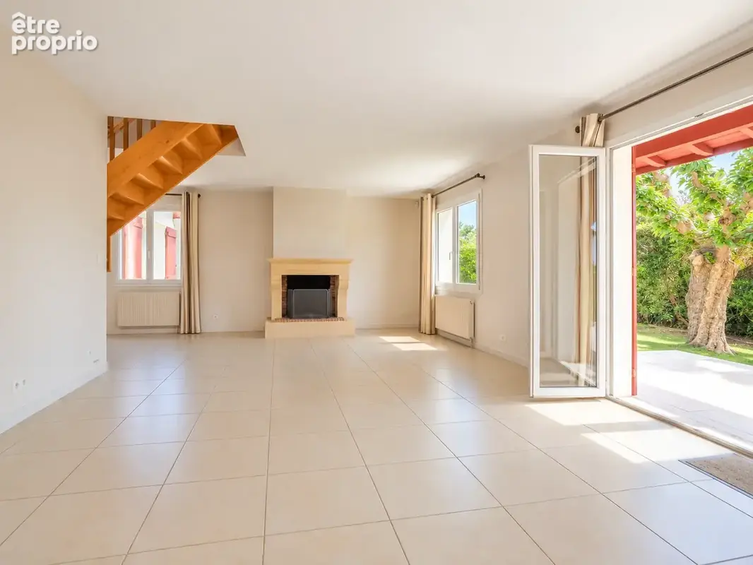 Bidart - quartier prisé - maison d'environ 160 m2 sur une parcelle de 600 m2 - photo 5