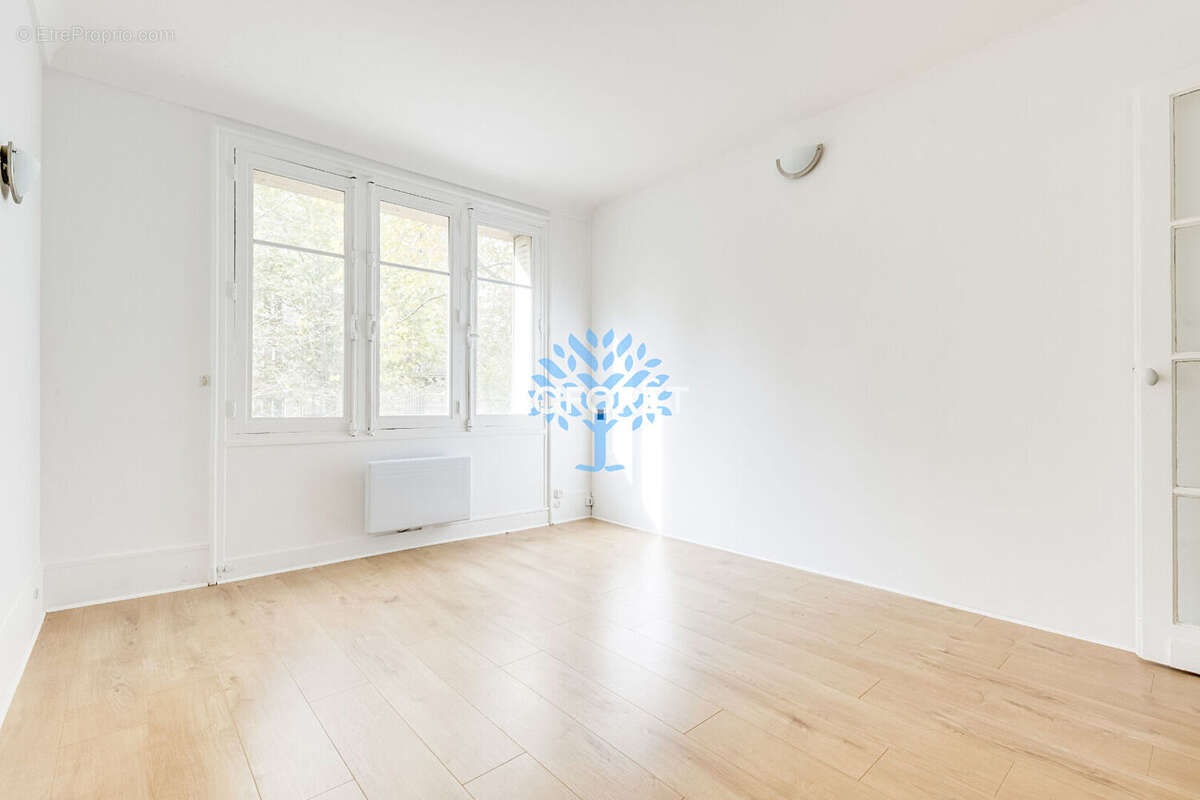Appartement à PARIS-12E