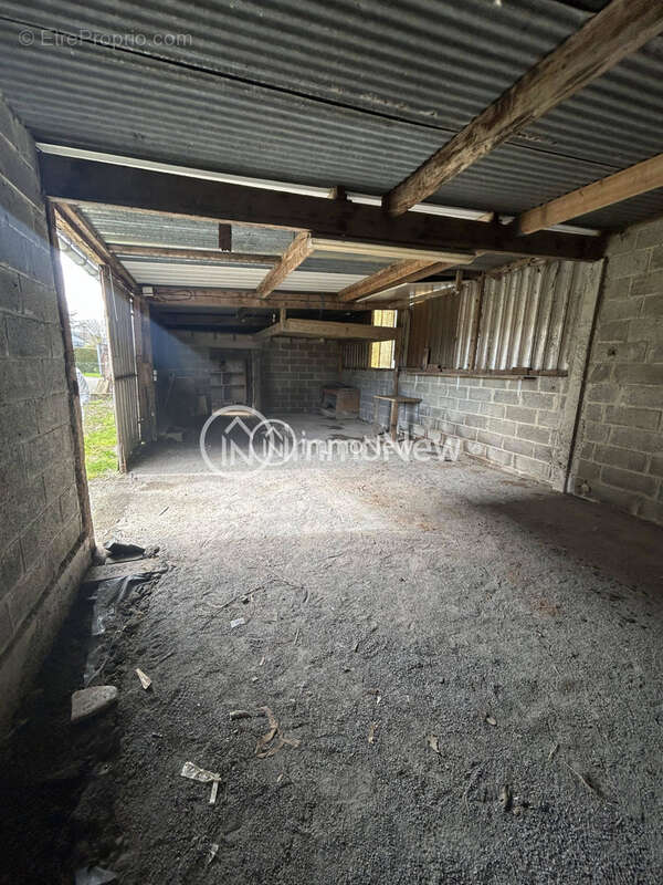 Maison mitoyenne a renover de 84m2 sur 1232m2 de terrain - photo 15