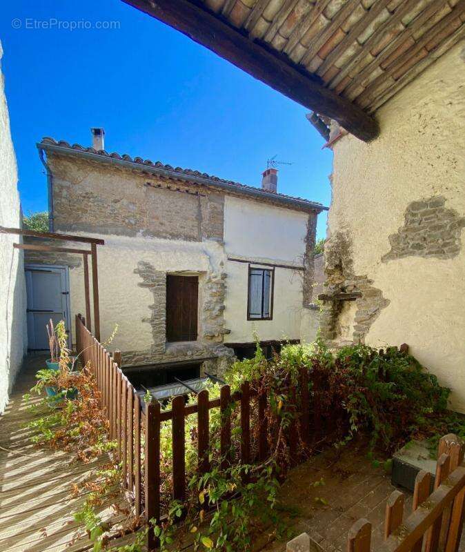 Superbe maison au coeur du village de Siran - photo 11
