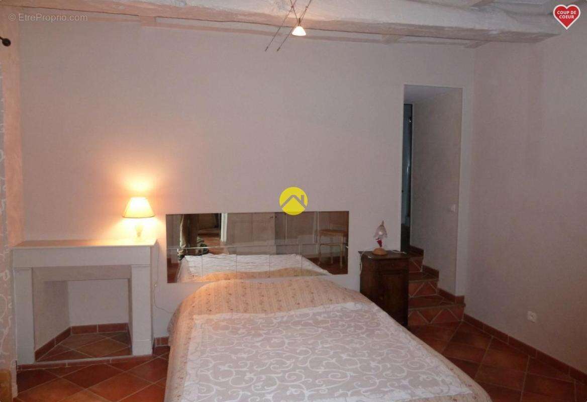 Maison à SAINTE-ALVERE