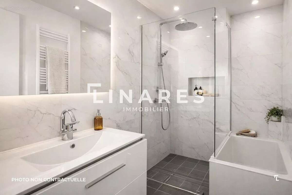 Appartement à MARSEILLE-4E