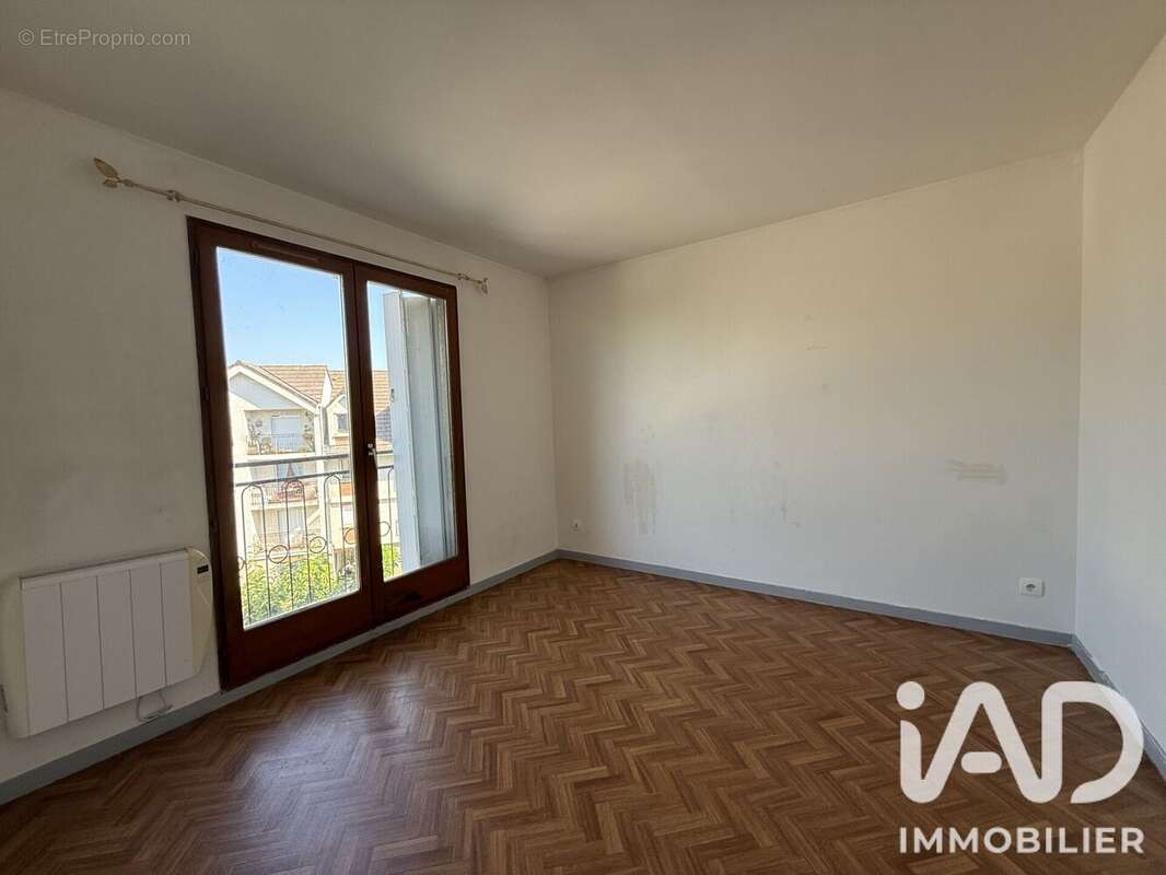 Appartement 36 m² à Montereau-Fault-Yonne  - photo 7