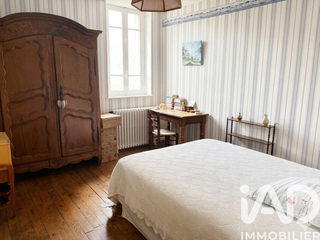 Maison 300 m² à Clermont-Ferrand  - photo 8