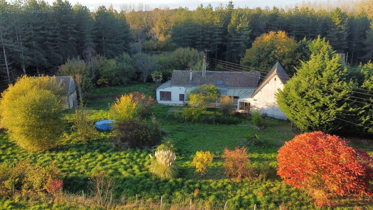 Maison à BONNETABLE