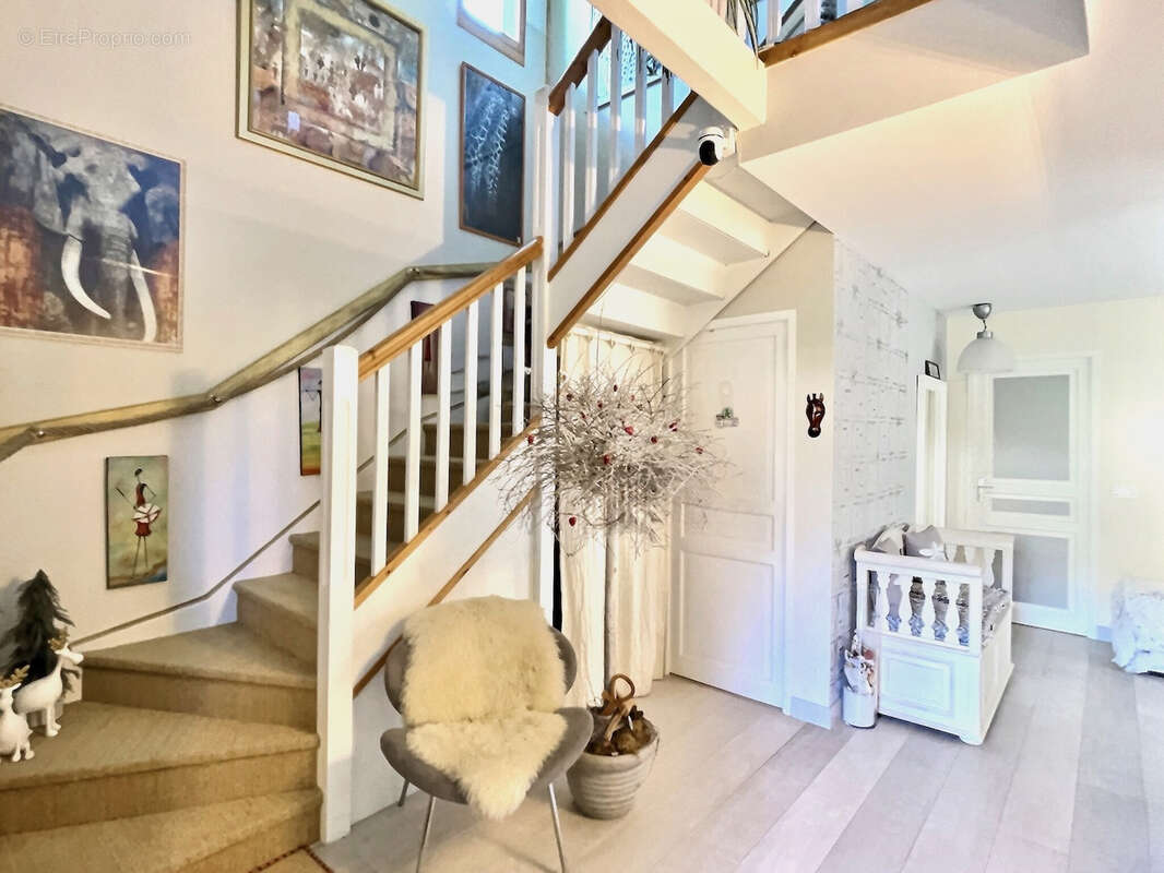 Maison à DIVONNE-LES-BAINS