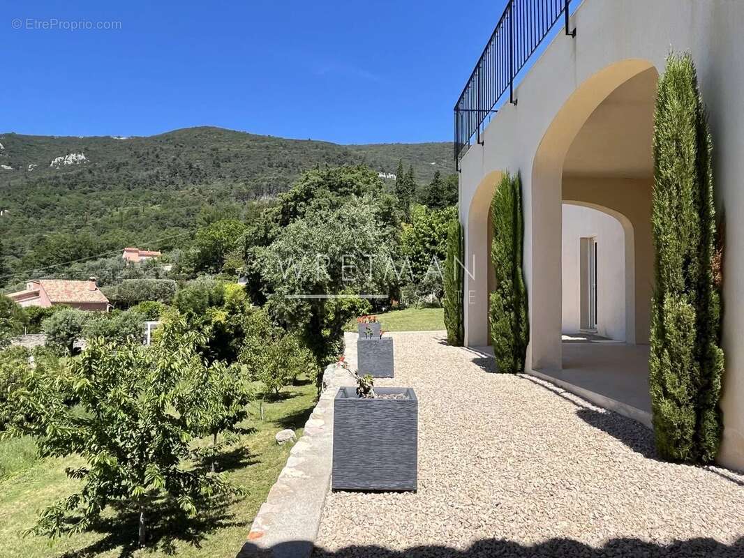 Maison à SEILLANS
