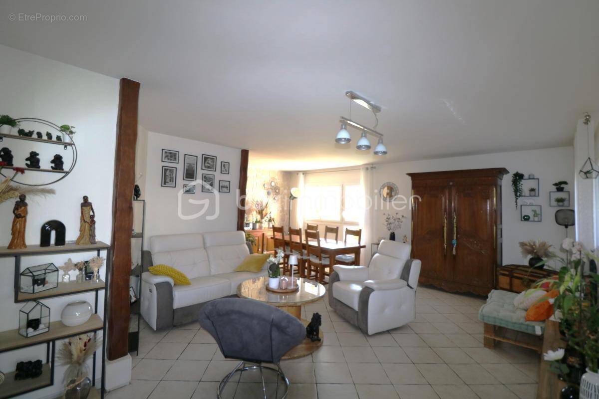 Appartement à VILLIERS-SUR-MARNE
