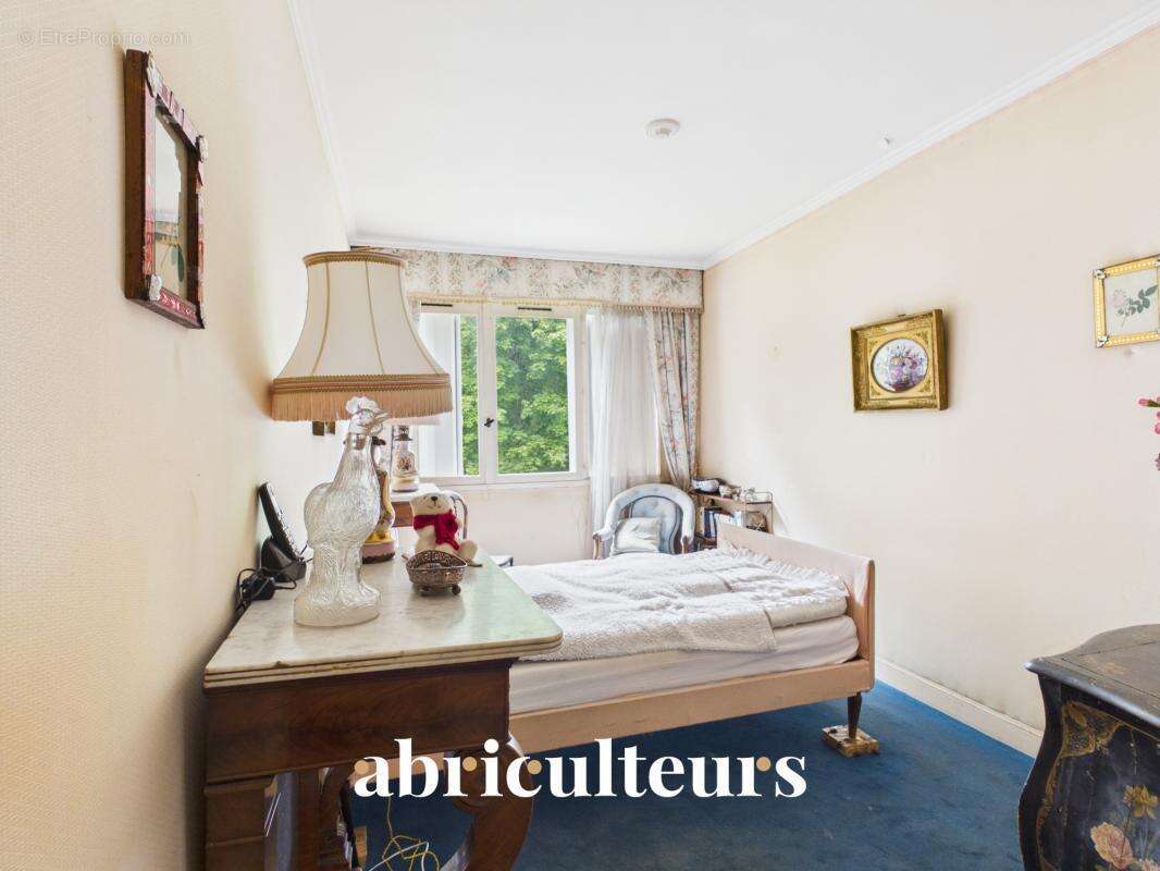 Appartement à VERSAILLES