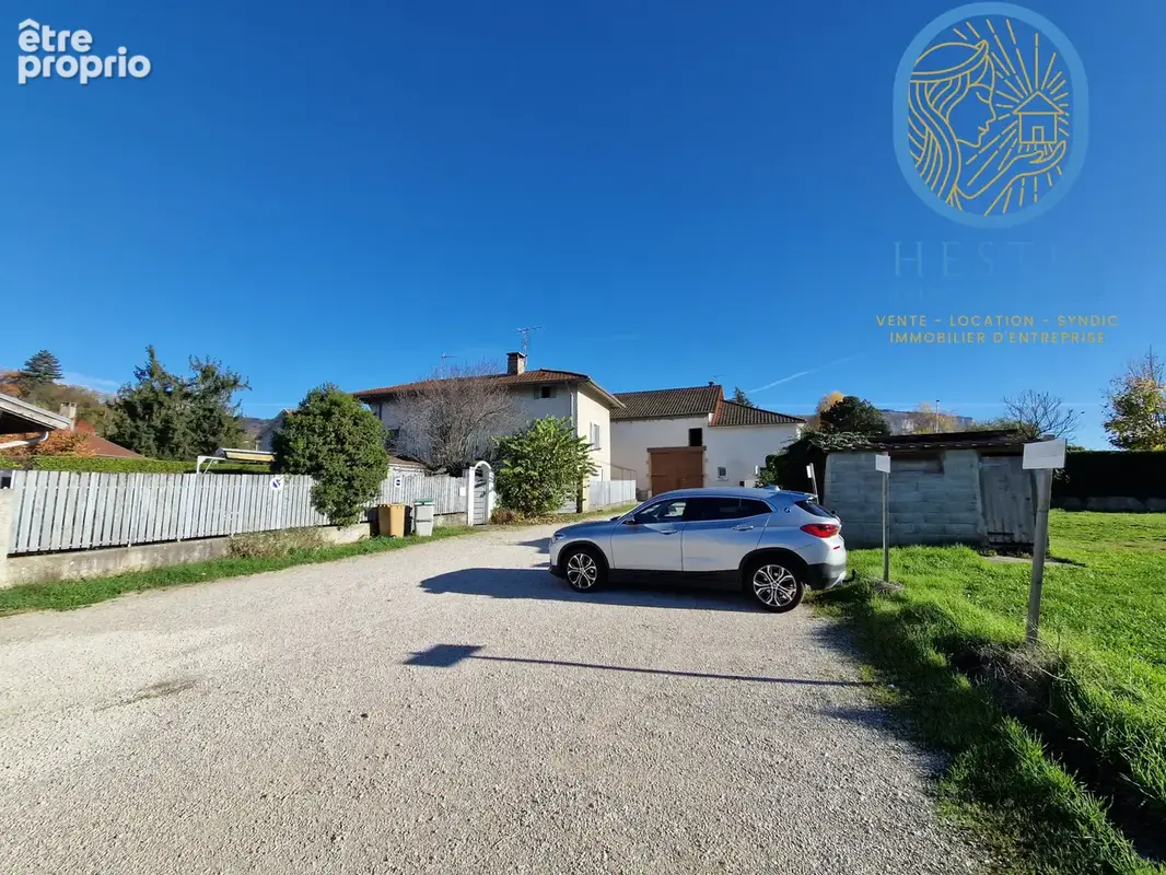 COUBLEVIE local/maison - photo 2