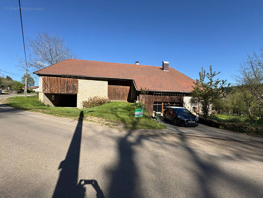 Maison à FROIDEVAUX