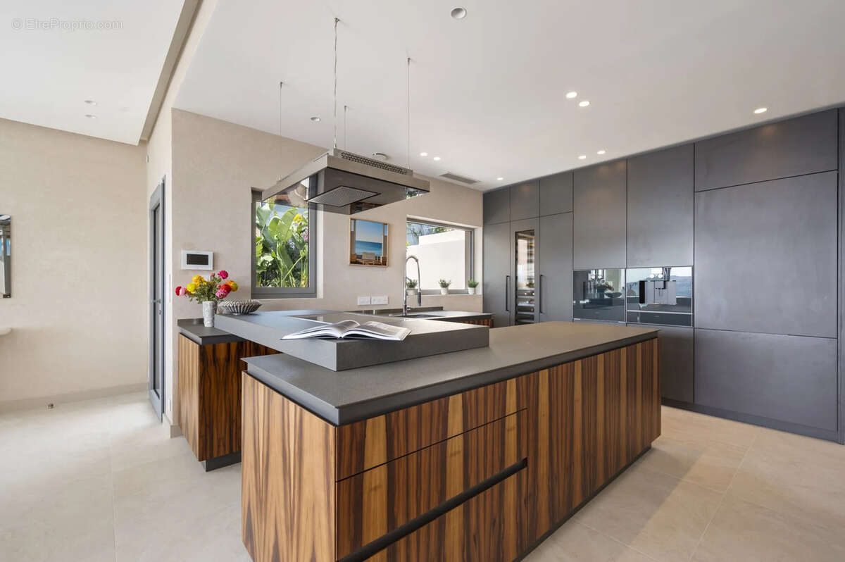 Maison 187 m² à Villefranche-Sur-Mer  - photo 15