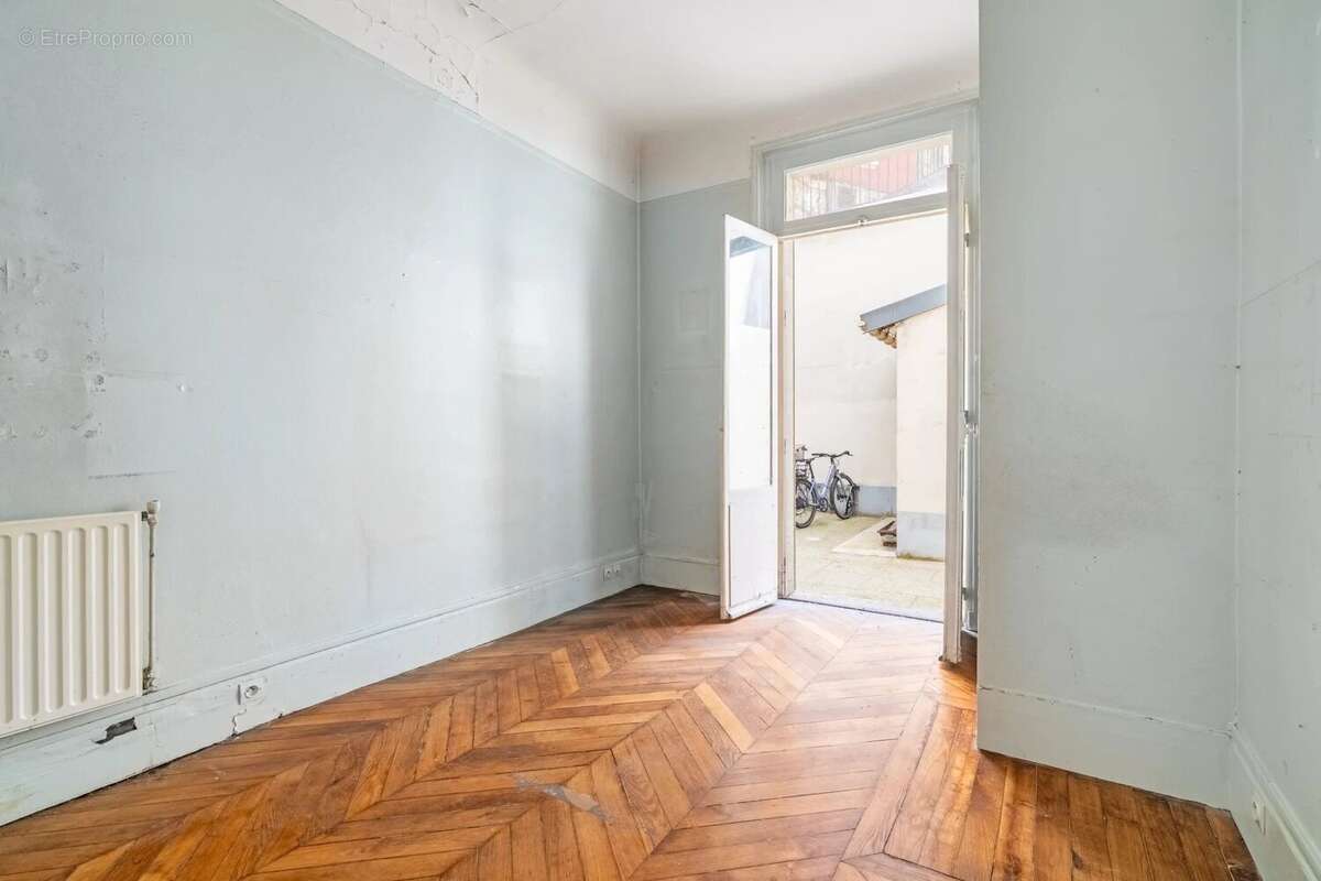 Appartement 42 m² à Paris-17e  - photo 8