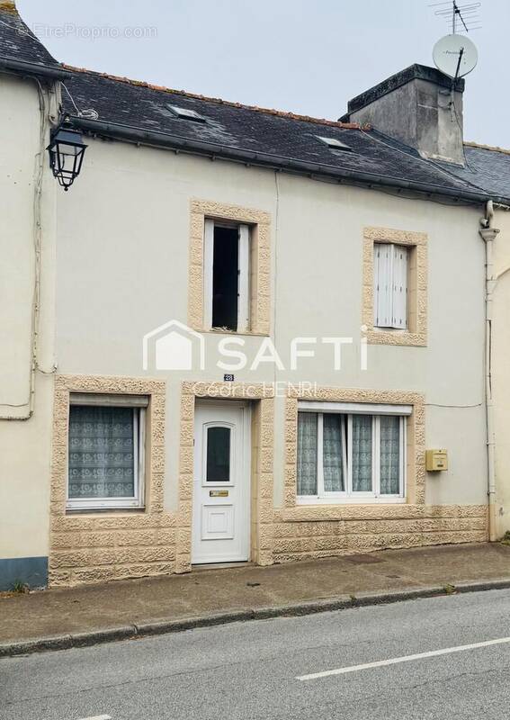 Maison 57 m² à Pleyben  - photo 1