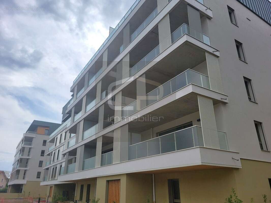 Appartement T4 contemporain  90,57 m²  Annecy-le-Vieux proche lac - photo 14