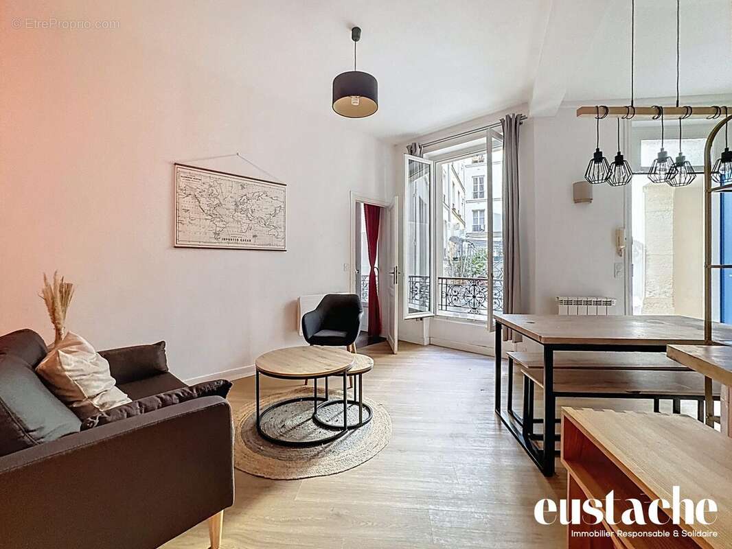 Appartement à PARIS-18E