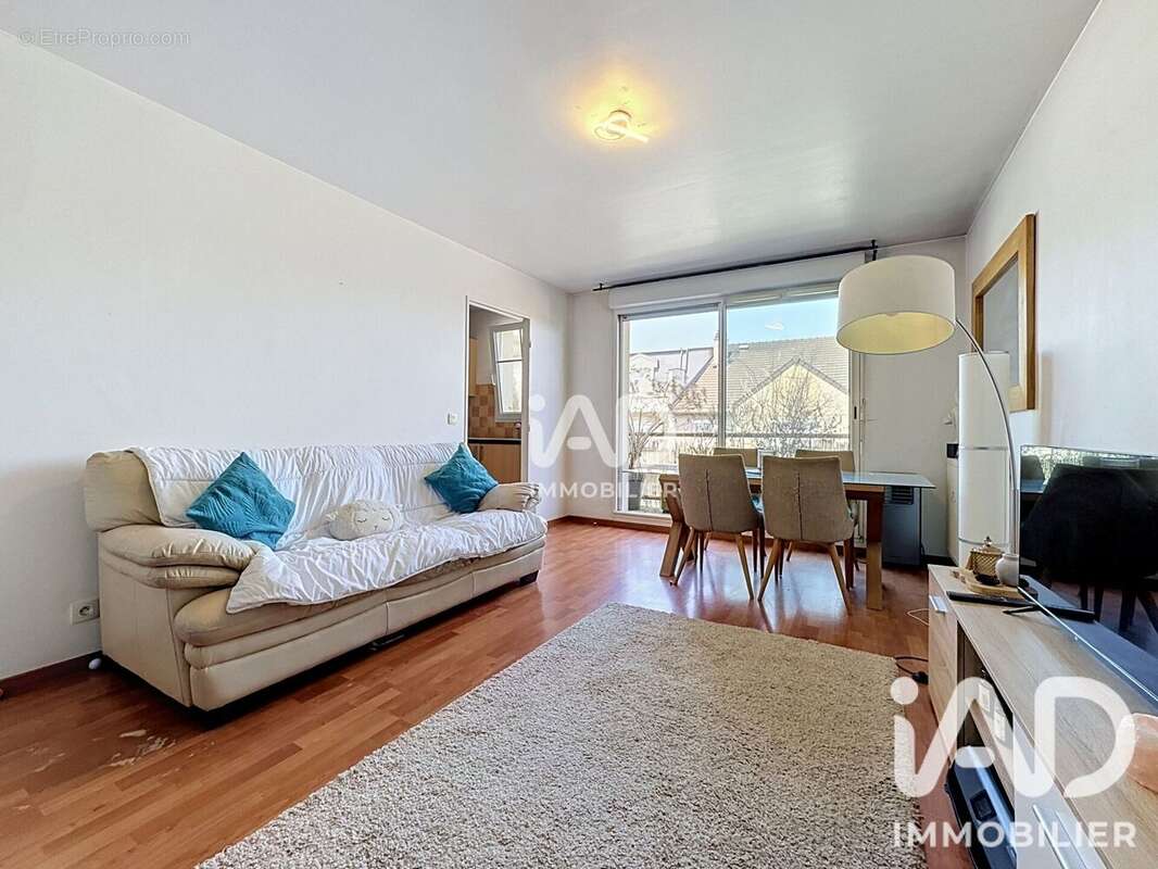 Photo 5 - Appartement à VAUJOURS