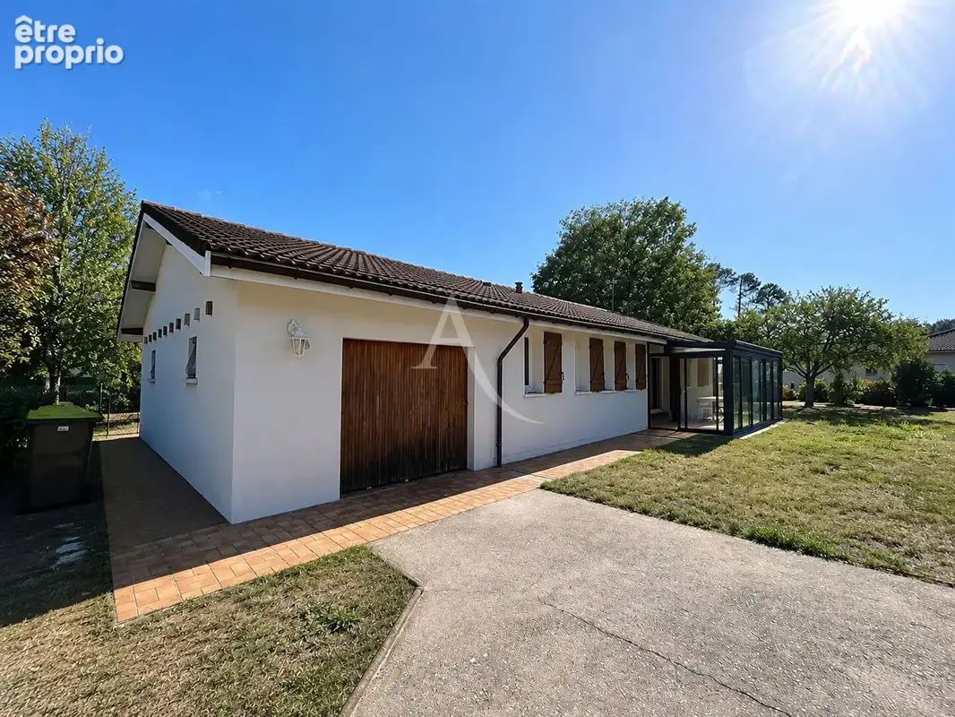 CESTAS - Maison de plain-pied de 95 m² avec garage et beau jardin - photo 2