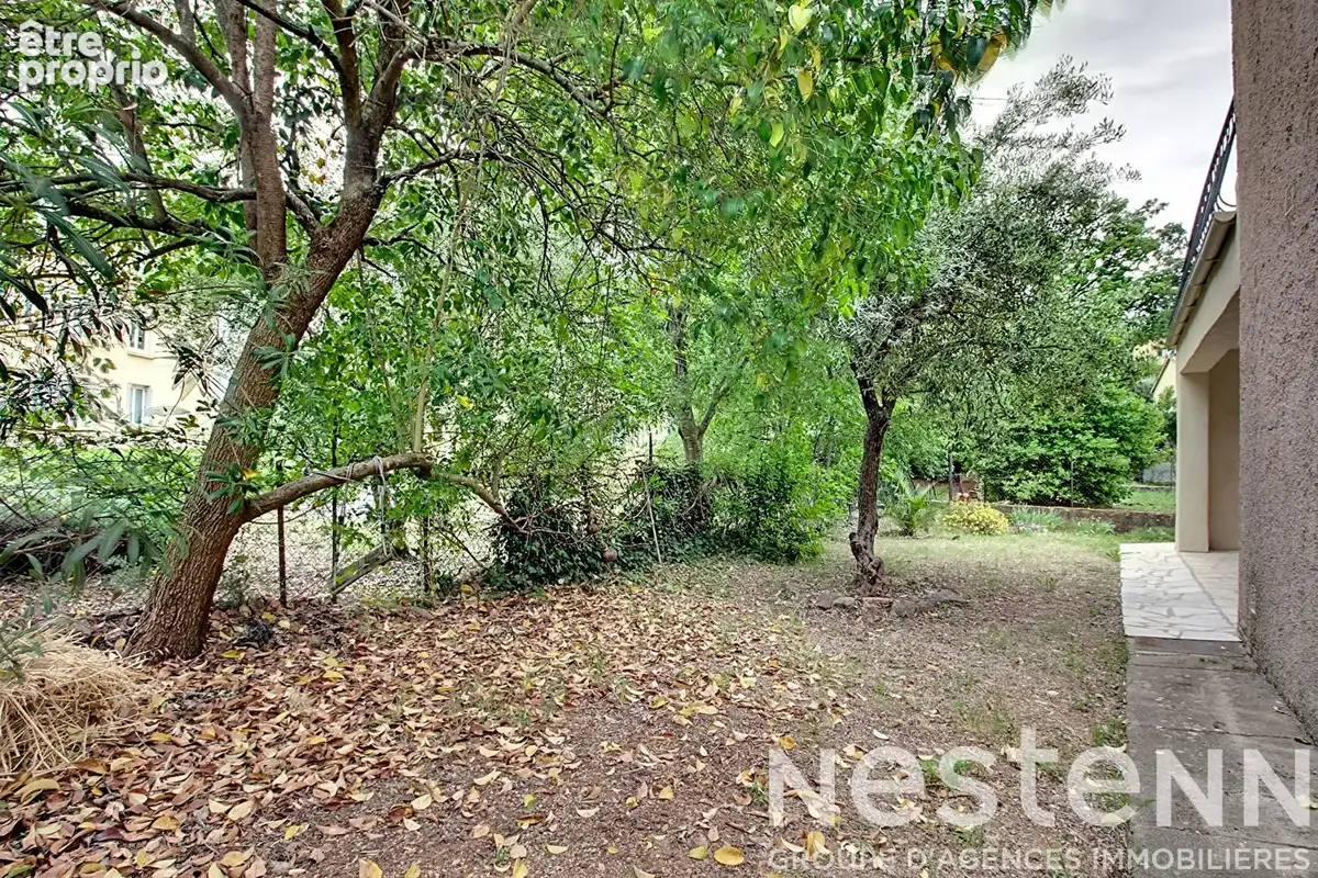 A VENDRE à DRAGUIGNAN - Proche centre-ville, rez-de-villa avec jardin privatif - photo 17