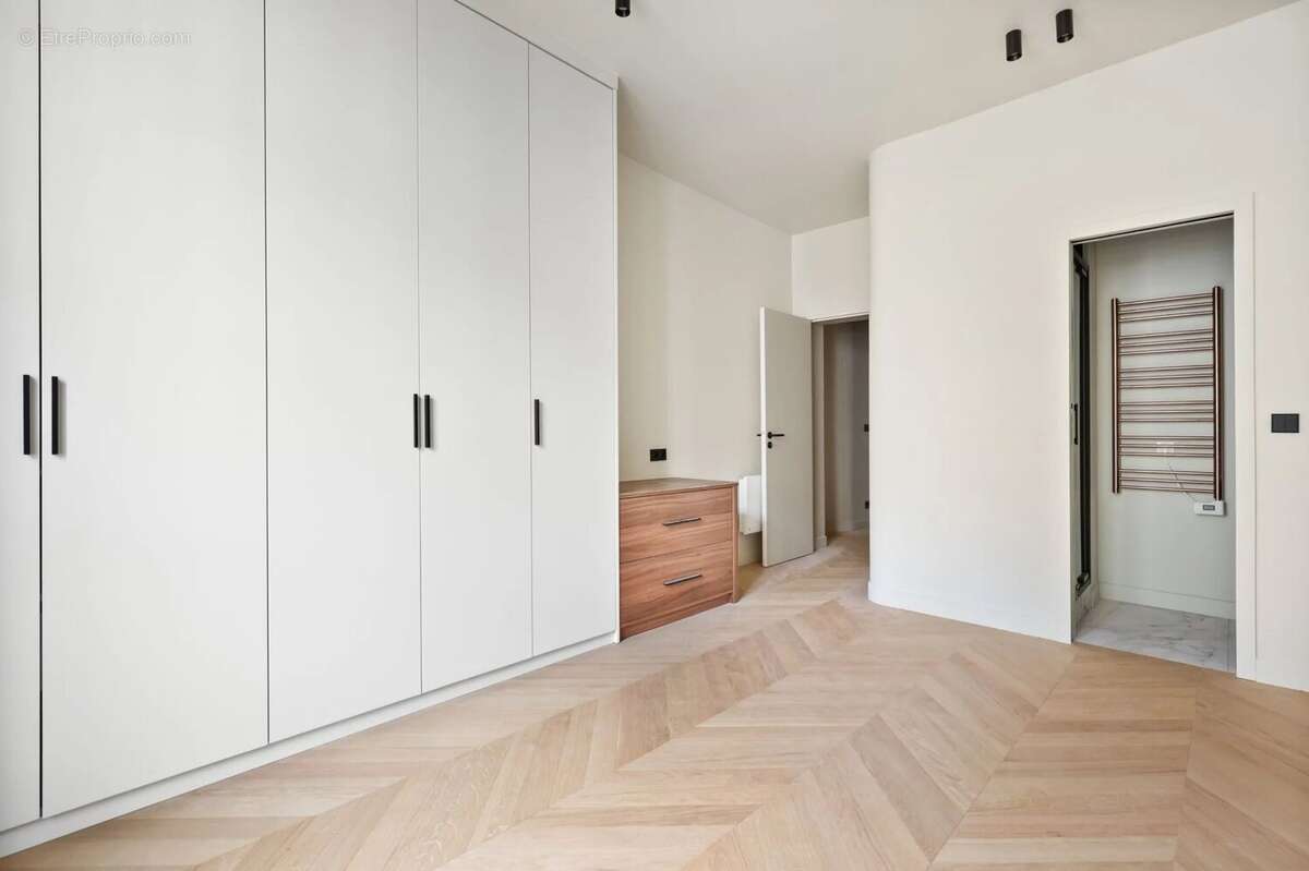 Appartement à PARIS-9E