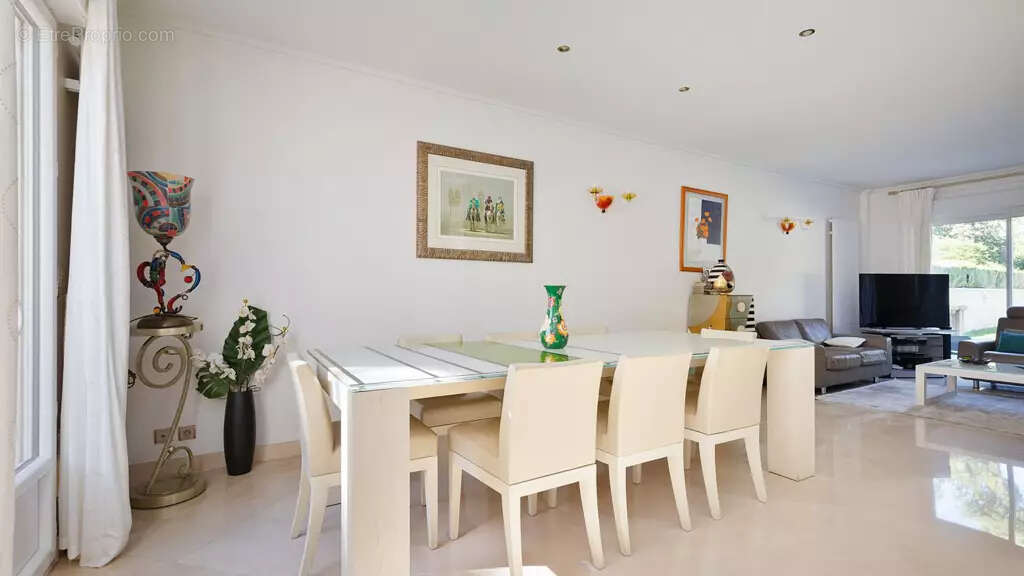 Maison à SAINT-BRICE-SOUS-FORET