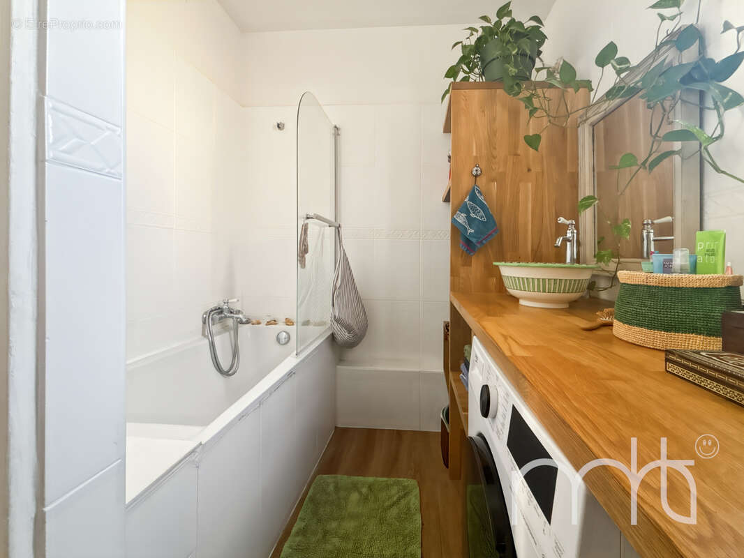 Appartement à BOIS-COLOMBES