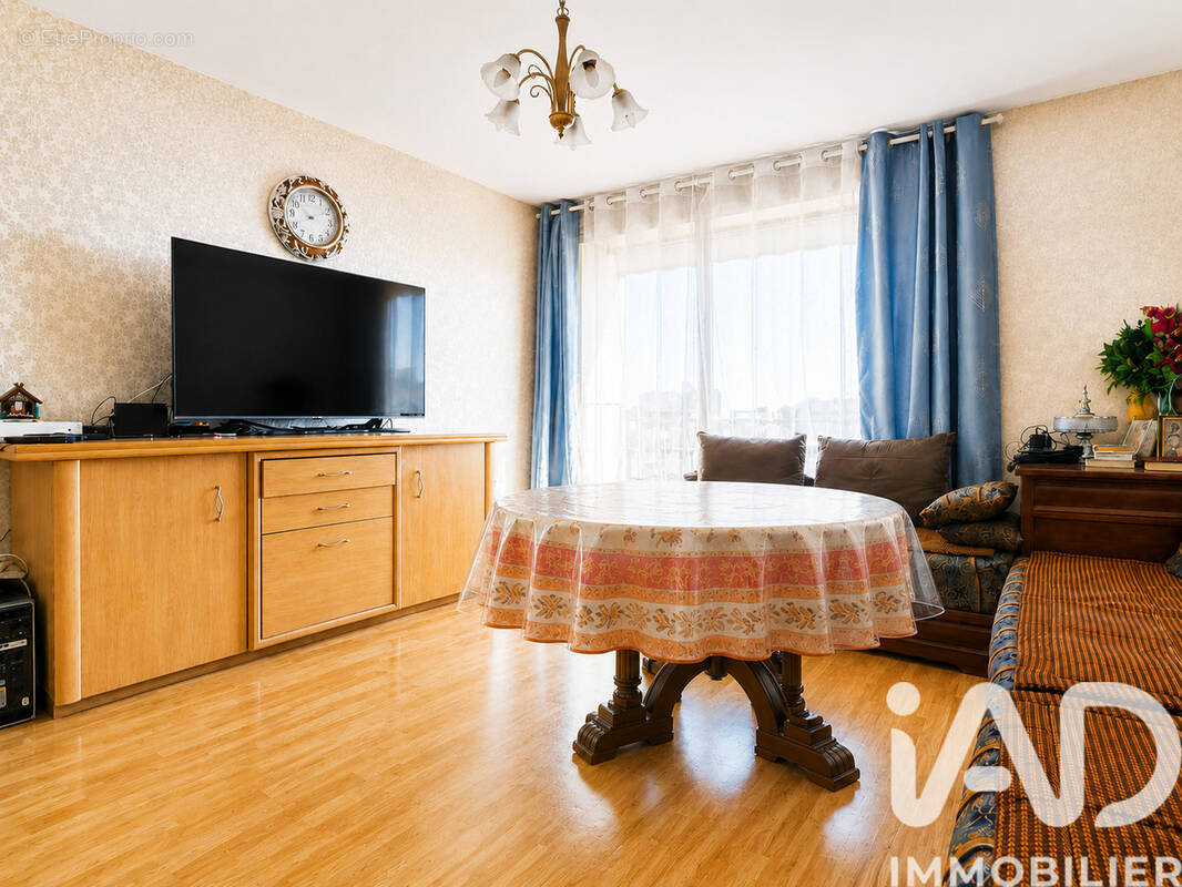 Photo 1 - Appartement à ASNIERES-SUR-SEINE