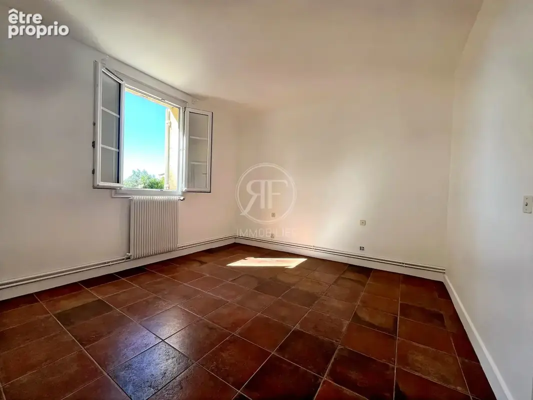 Maison en pierre avec dépendances et terrain de plus de 6 700 m² - photo 6