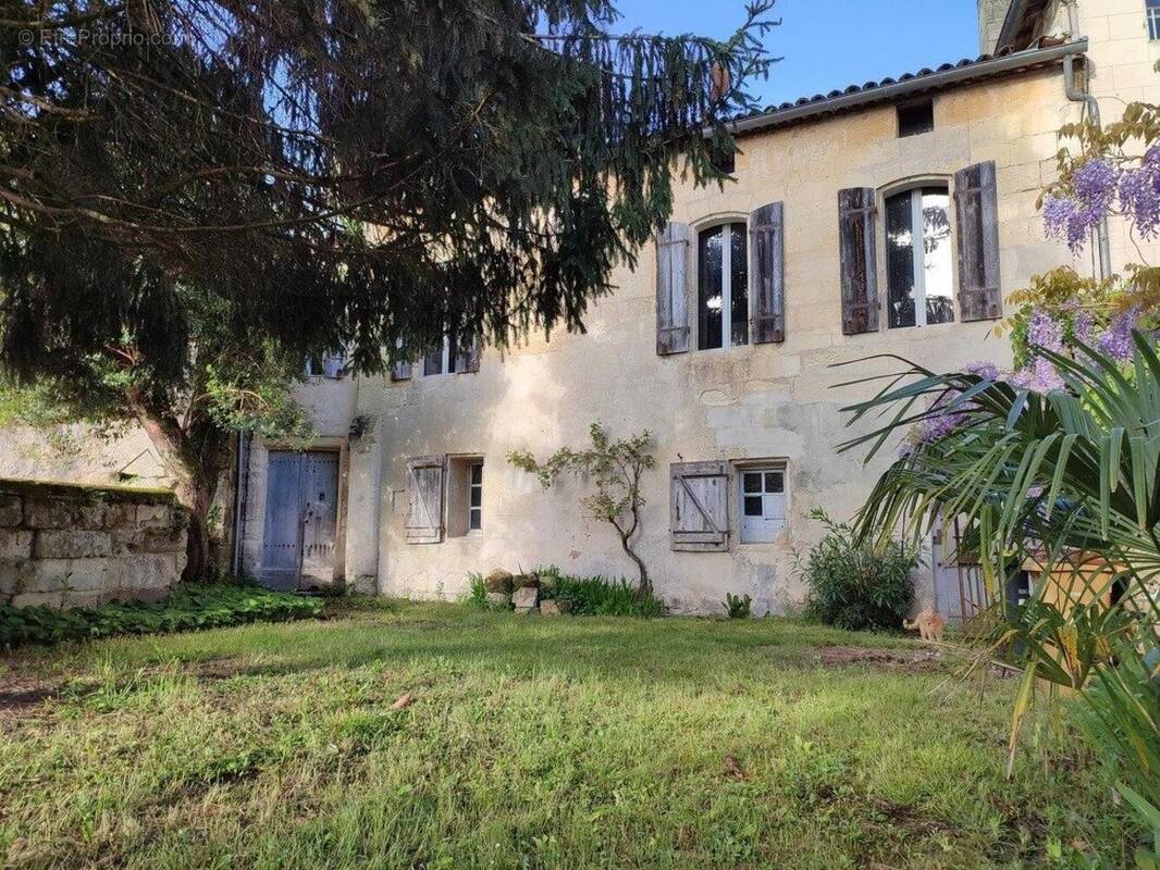 Photo 1 - Maison à SAINT-EMILION