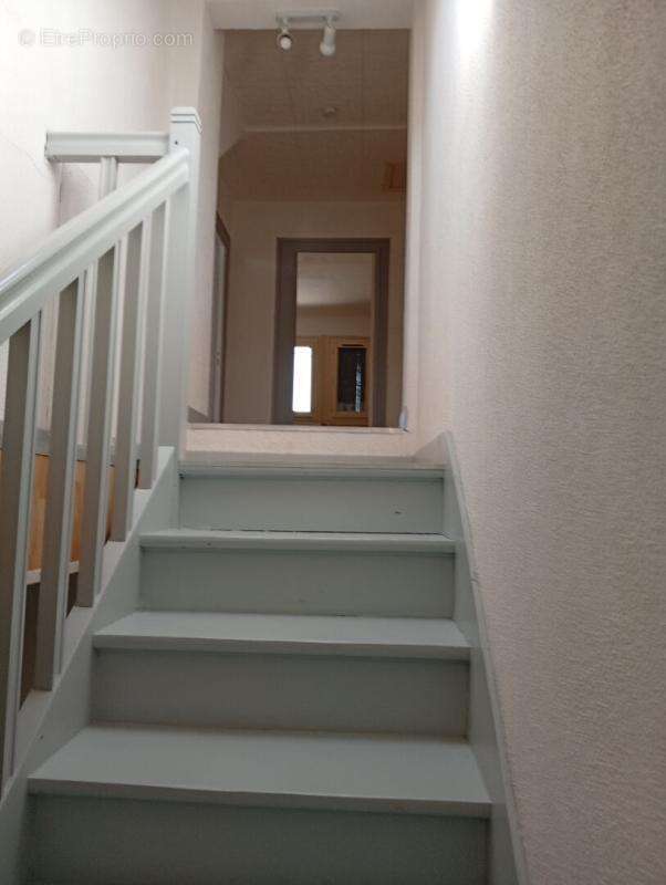 A vendre maison renovee rare / 37220 crouzille / 127m²/ dpe  c / 4 ch / spas fermer - photo 9