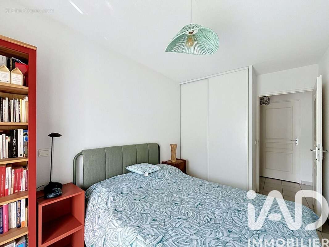 Appartement 61 m² à Artigues-Pres-Bordeaux  - photo 7