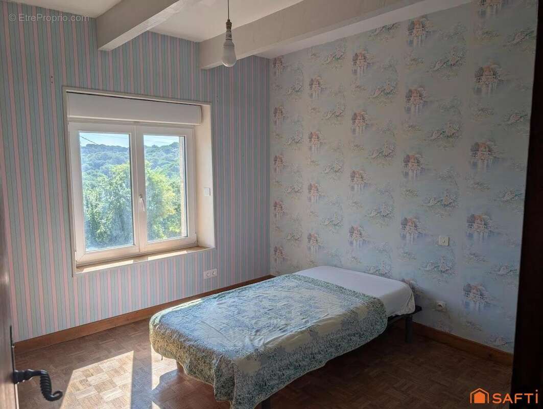Photo 8 - Maison à ROCHEGUDE
