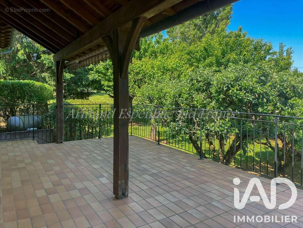 Photo 9 - Maison à RIGNAC