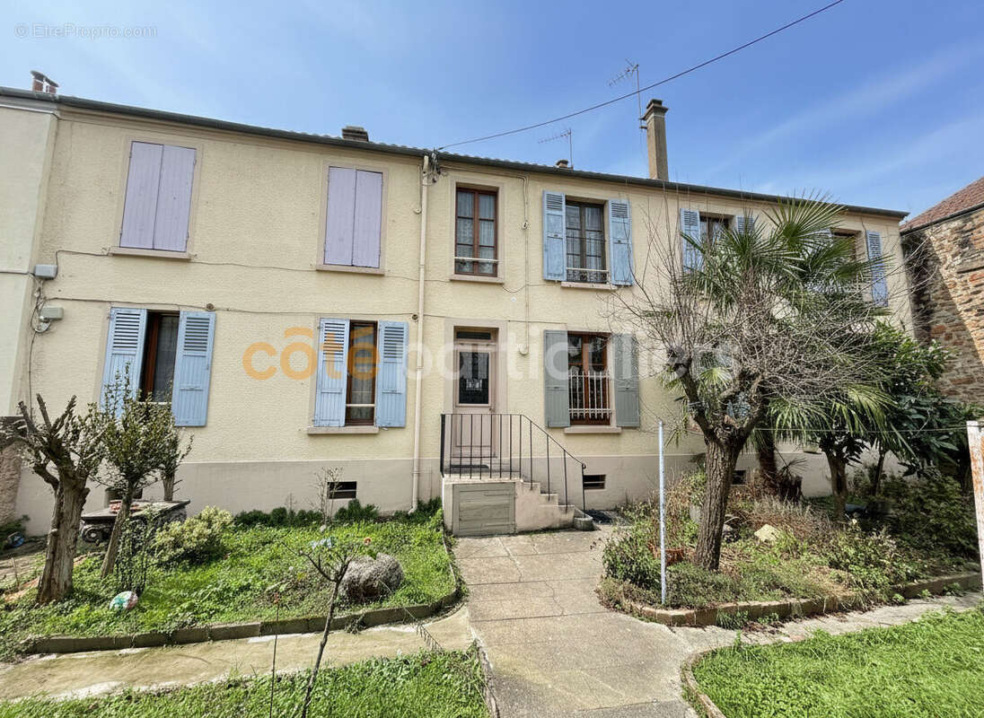 Appartement à VILLENEUVE-SAINT-GEORGES