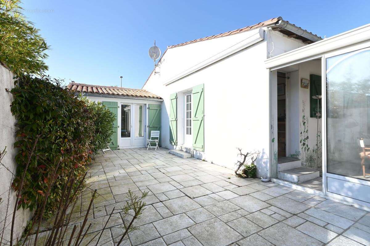 Maison à LA COUARDE-SUR-MER