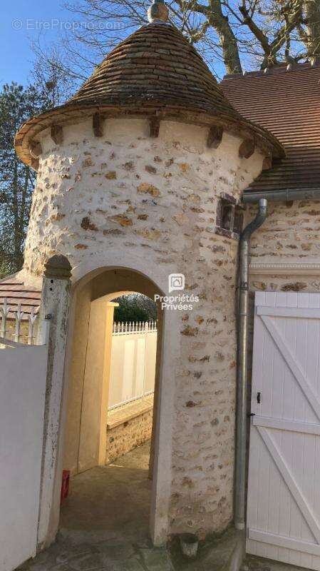 Maison à THOIRY