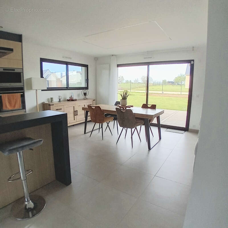 Maison à FRESNEY-LE-PUCEUX