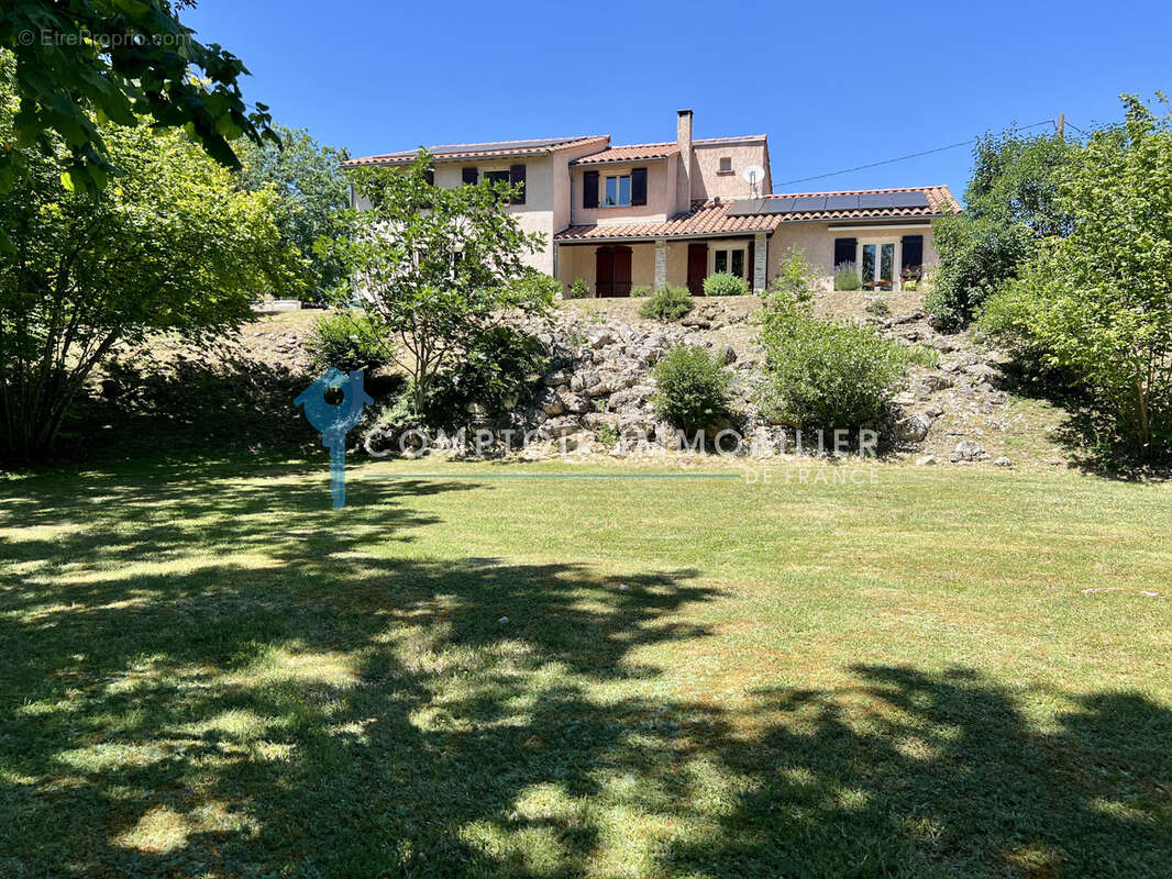Maison à REALMONT