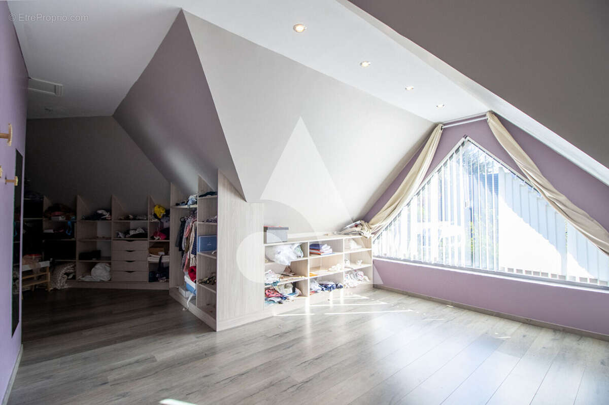 Maison à VALENCIENNES