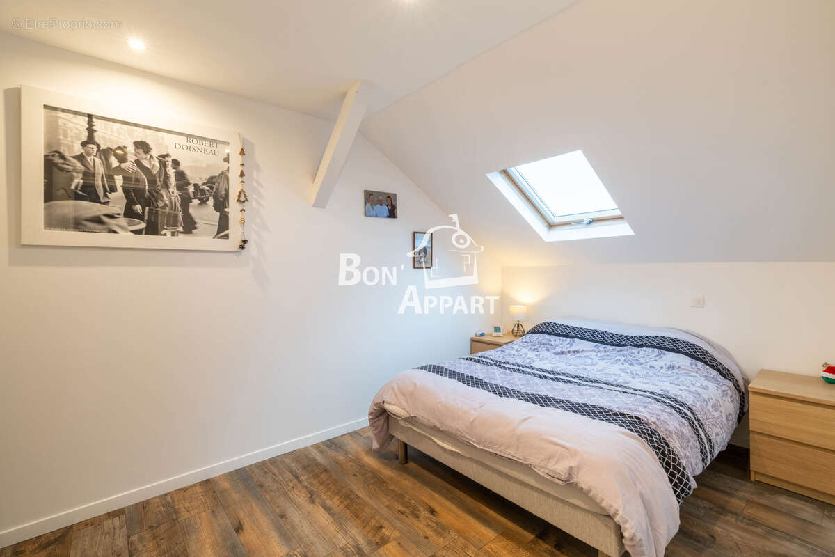 Appartement à MONTOIS-LA-MONTAGNE